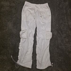 Lululemon Dance Studio Relaxed-Fit Mid-Rise Cargo Pants in white Size Womans Med